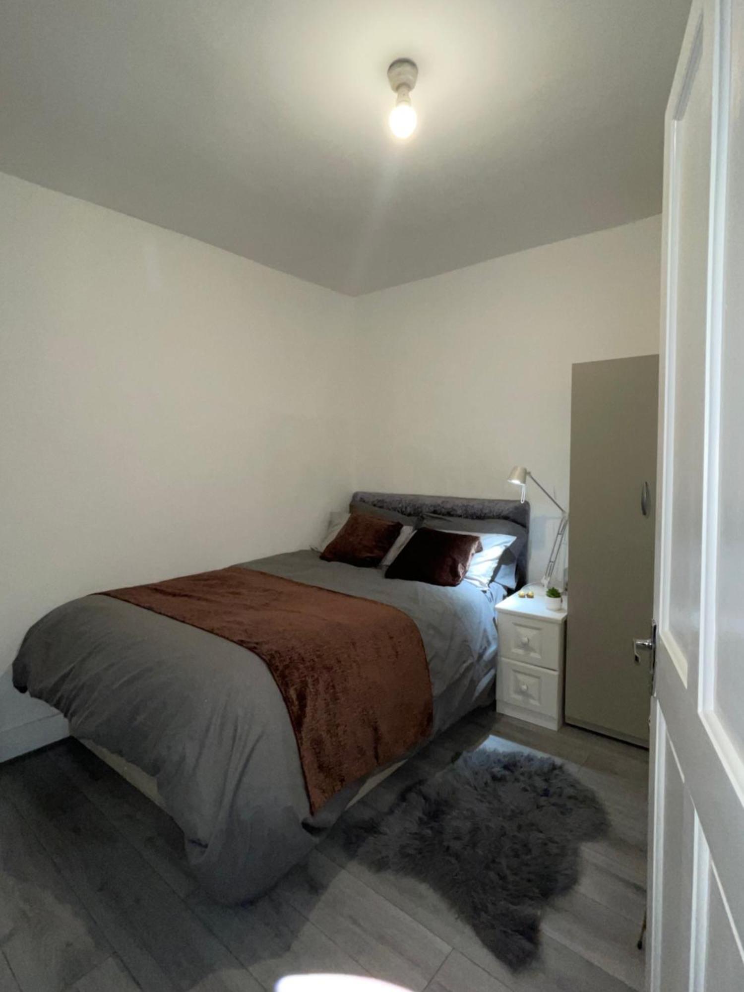 Cozy Rooms 25 Min Liverpool Street London Exterior photo