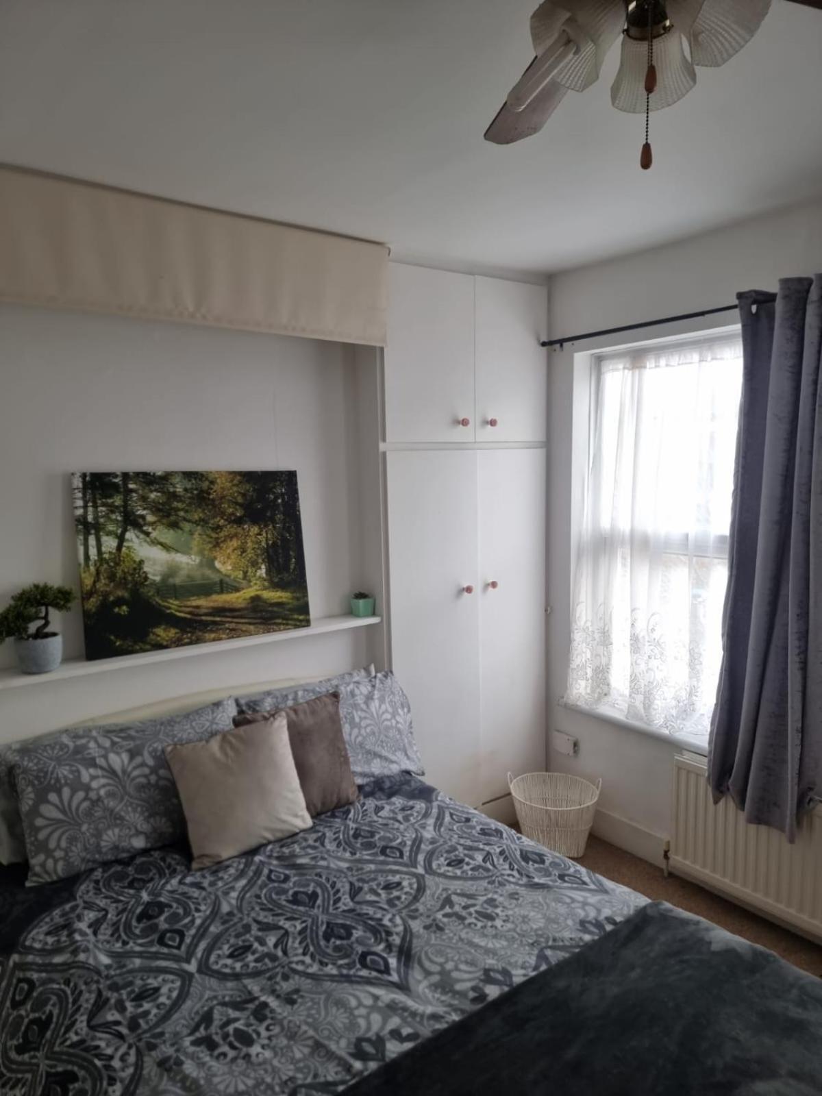 Cozy Rooms 25 Min Liverpool Street London Exterior photo
